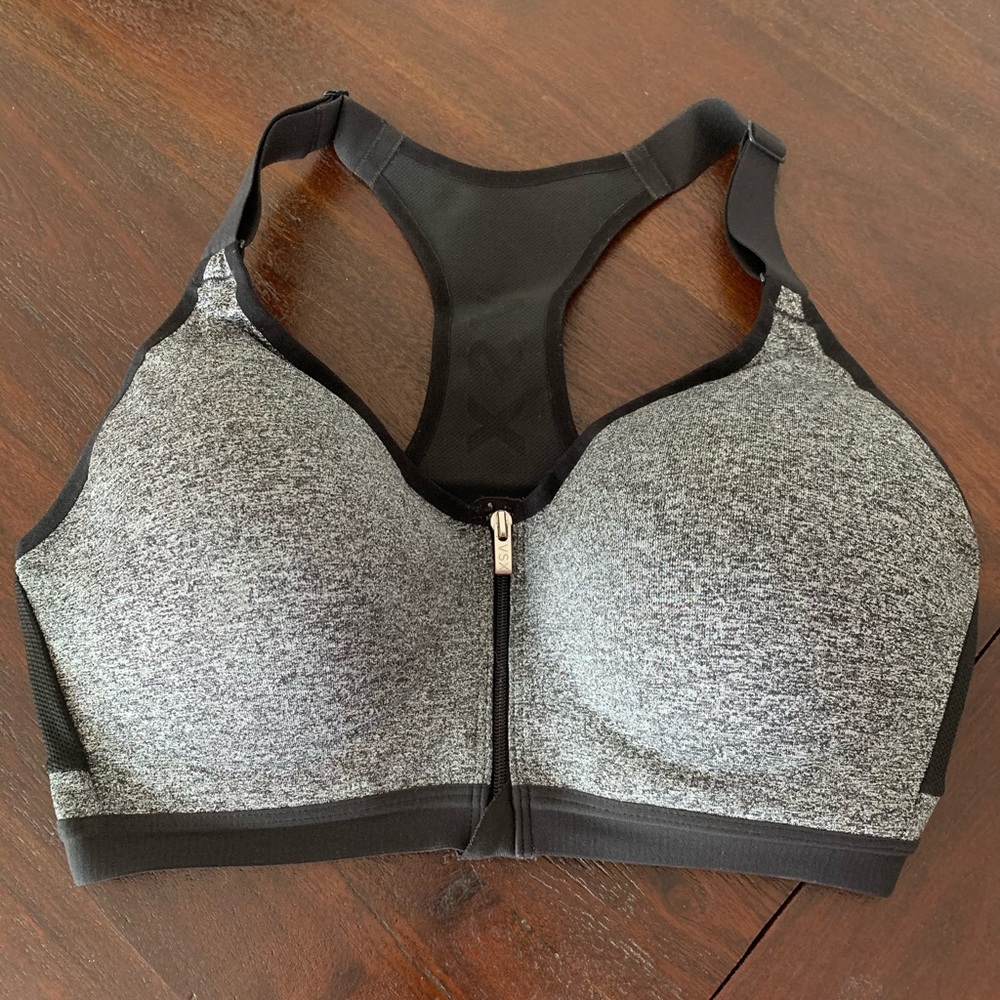 Victoria Secret Incredible Sports Bra